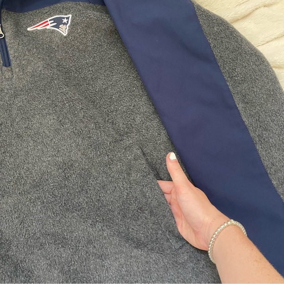 New England Patriots G-III Sports Navy Lightweight Quarter-Zip pullover - Picture 7 of 7